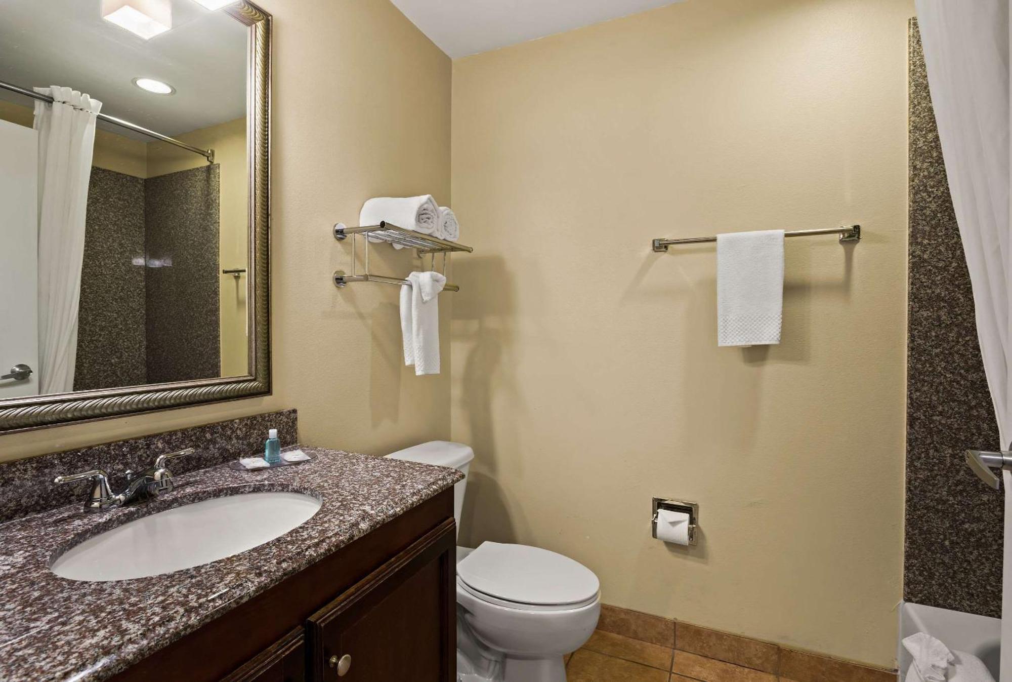Mainstay Suites Houma Exteriér fotografie